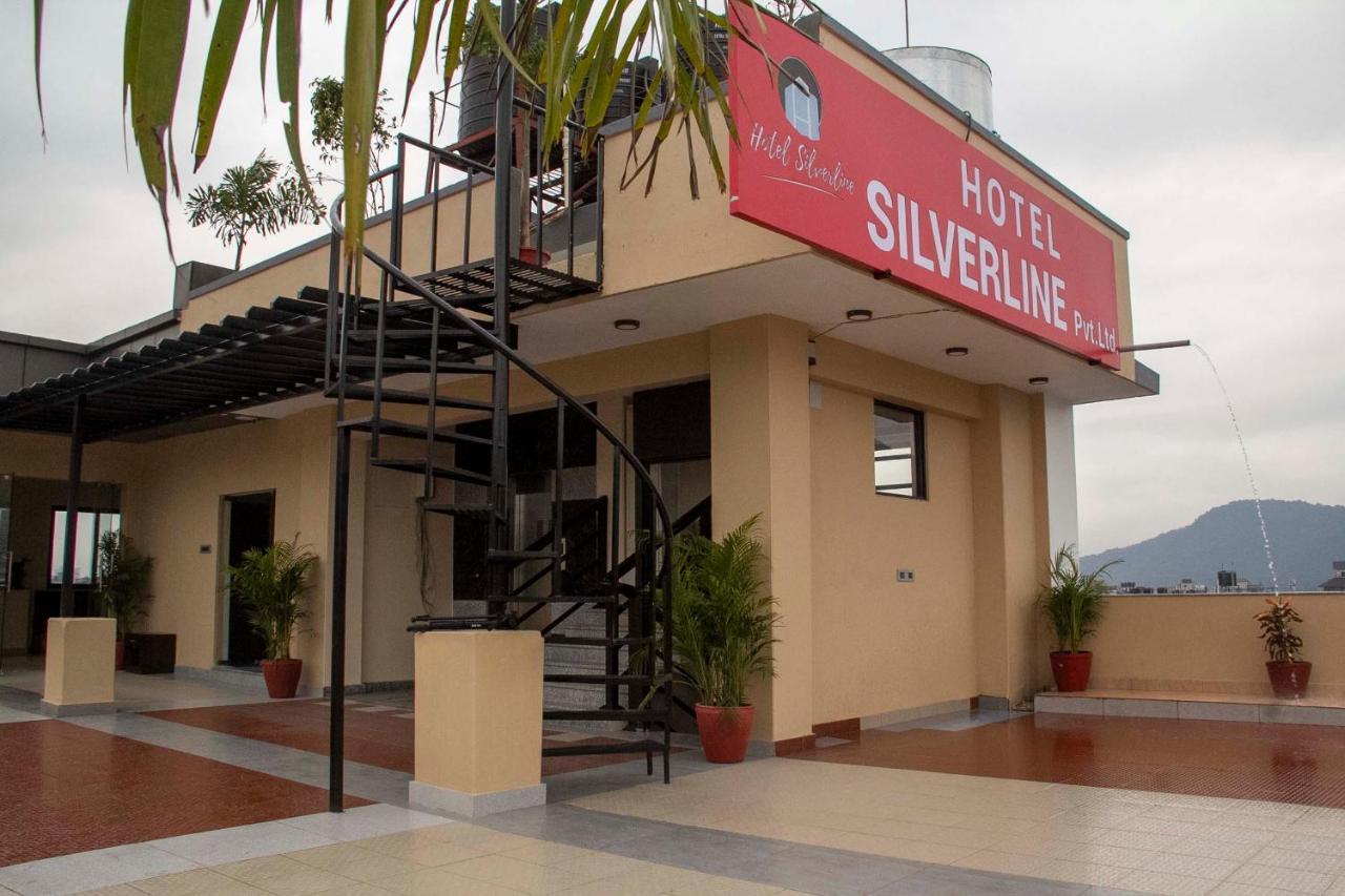 Hotel Silverline Pokhara Ngoại thất bức ảnh
