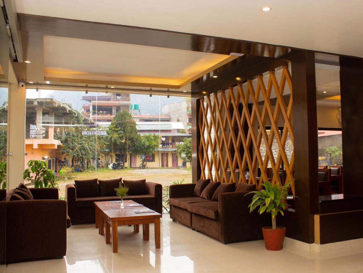 Hotel Silverline Pokhara Ngoại thất bức ảnh